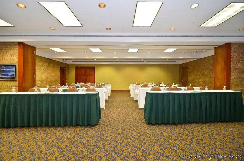 Clock Tower Resort And Conference Center - Rockford Business photo